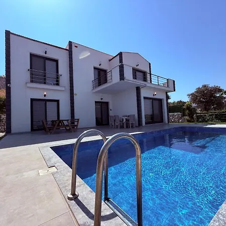 Сasa de vacaciones With A Full Private Pool