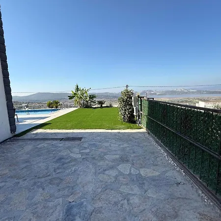 With A Full Private Pool Сasa de vacaciones Milas