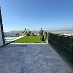 With A Full Private Pool Vakantiehuis Milas